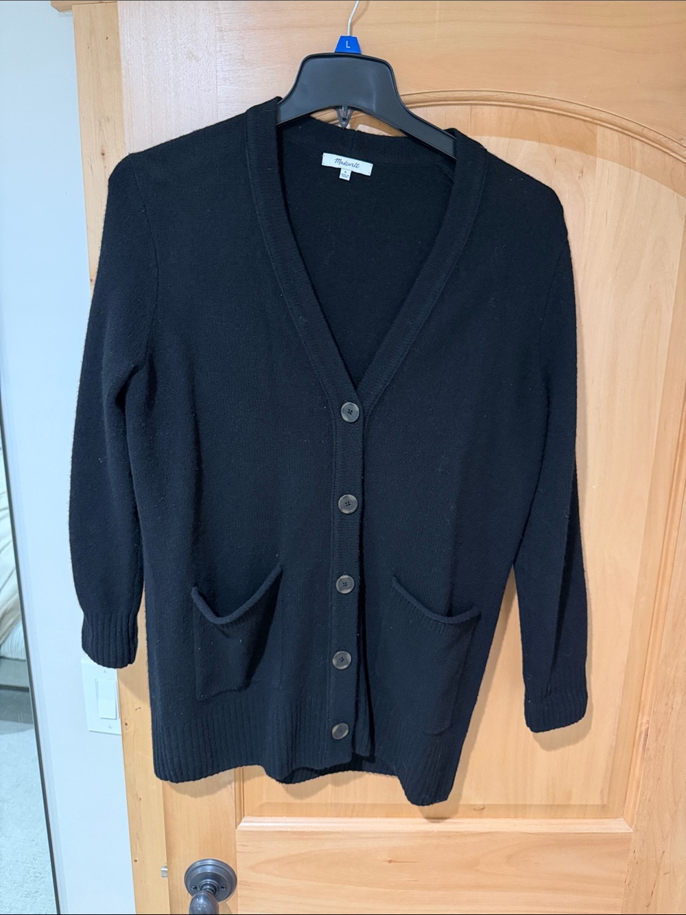 100% wool Madewell Black V-Neck Button Front Cardigan